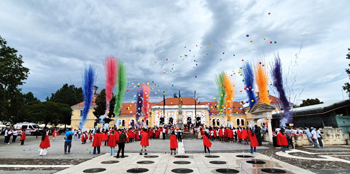Flashmob copii Piața Cetății Alba Iulia