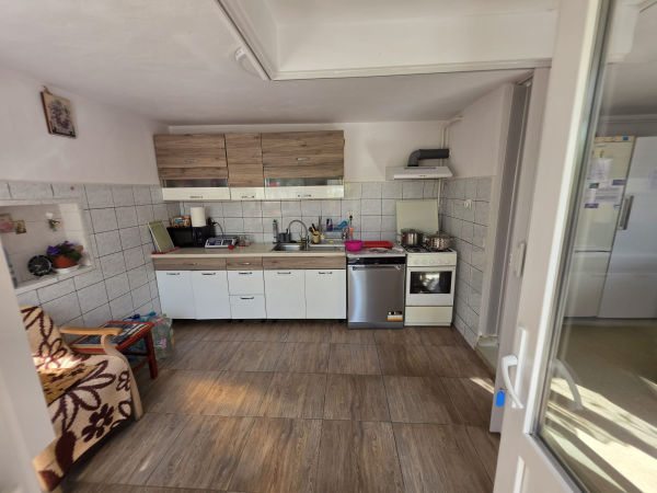 Servicii LACVI-LP nr. 10 Cricău