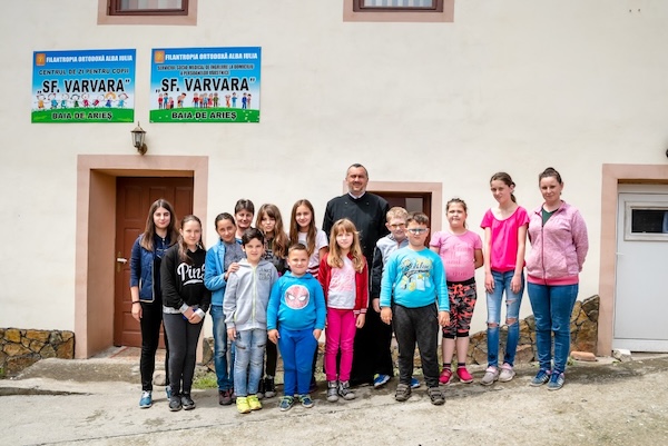 Centrul de Zi pentru Copii "Sfânta Varvara"- Baia de Arieş